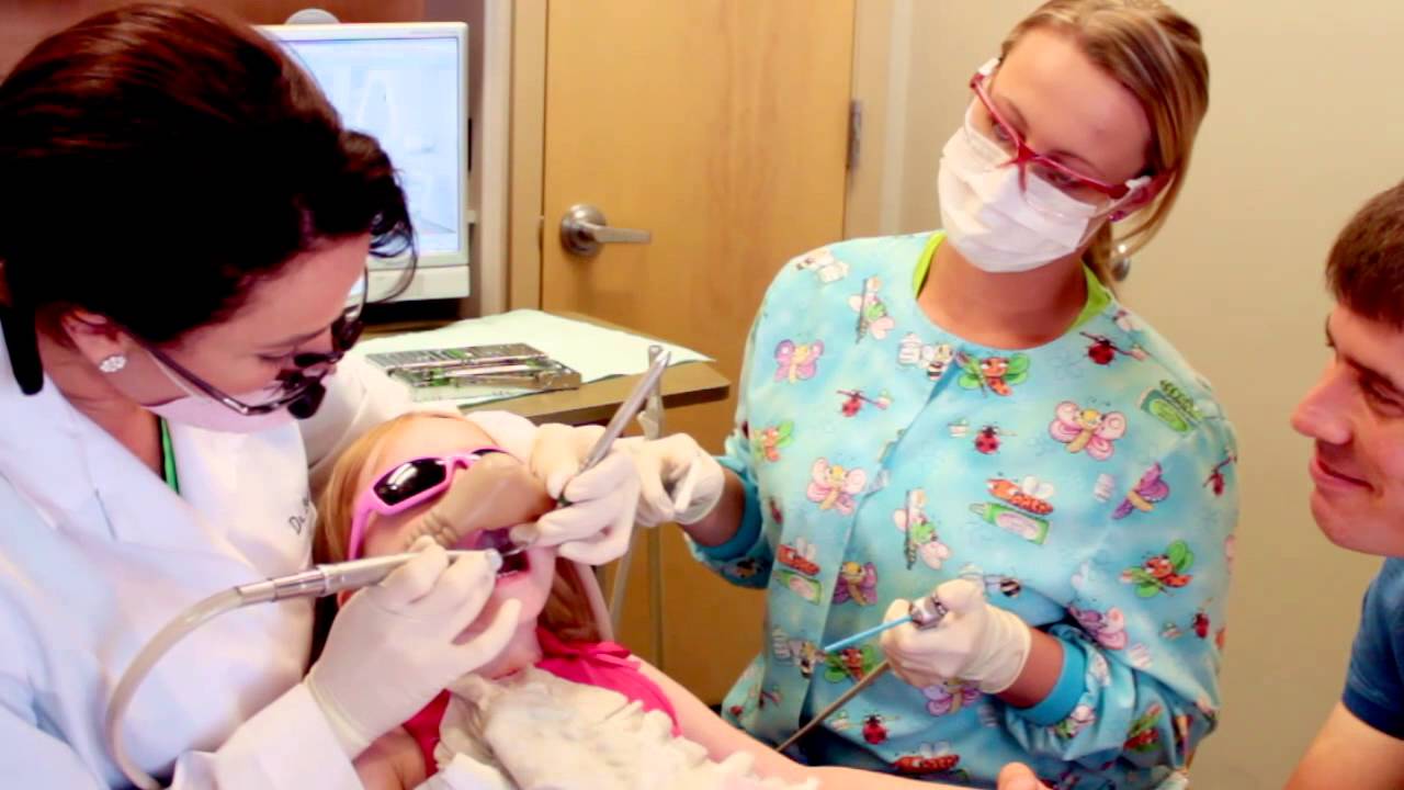 Why Choose a Pediatric Dentist?