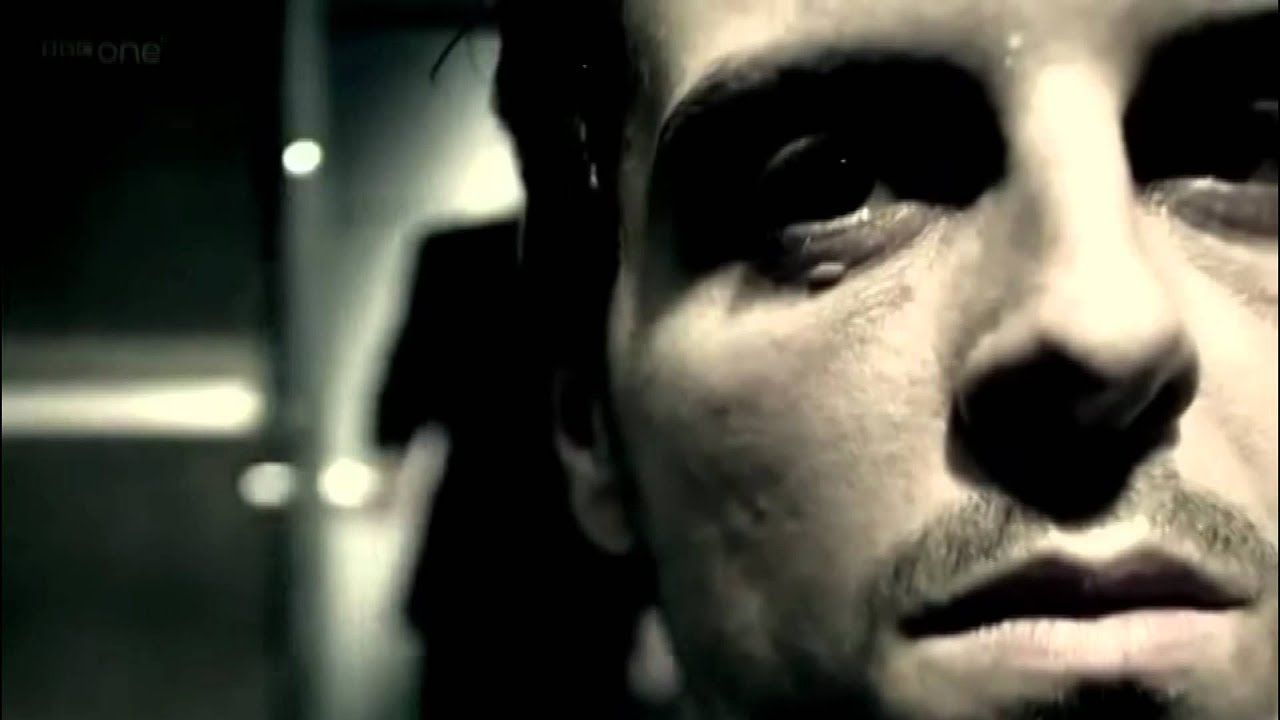 Moriarty steals the Crown Jewels (Rolling in the deep)