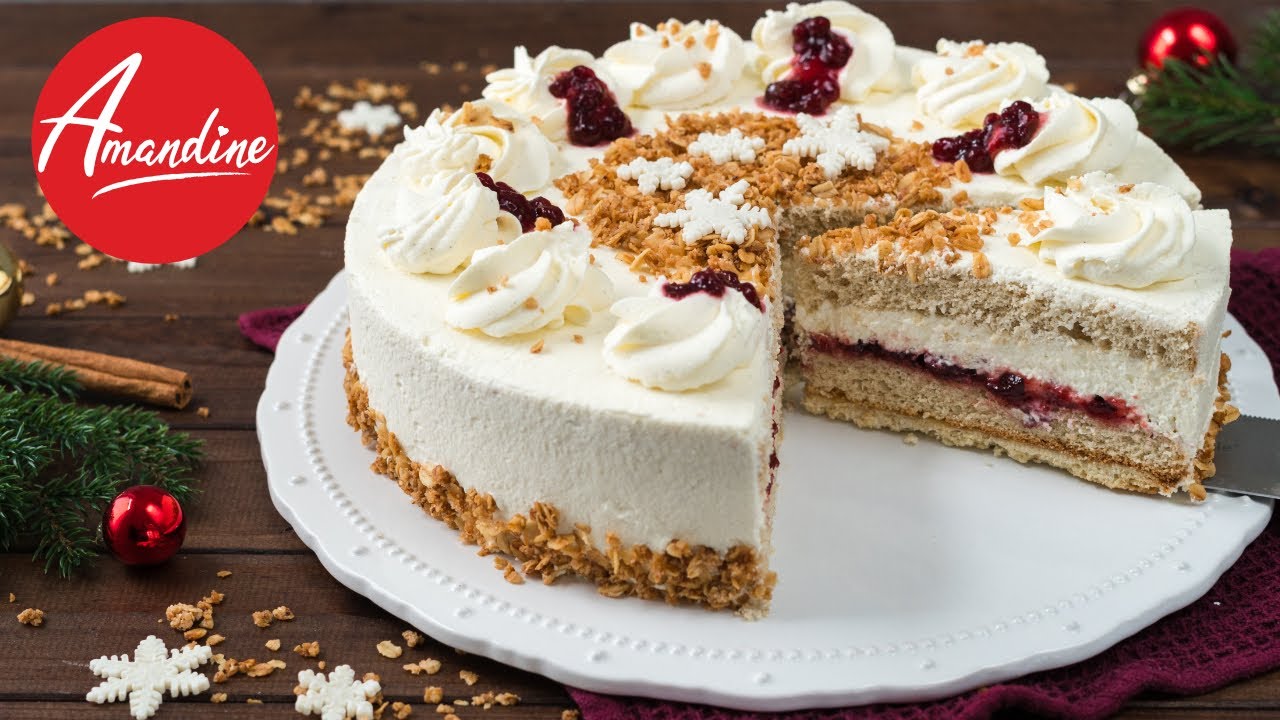 Weihnachtstorte Rezept: Preiselbeertorte mit Lebkuchenbiskuit, Haferflocken Krokant und Sahne backen