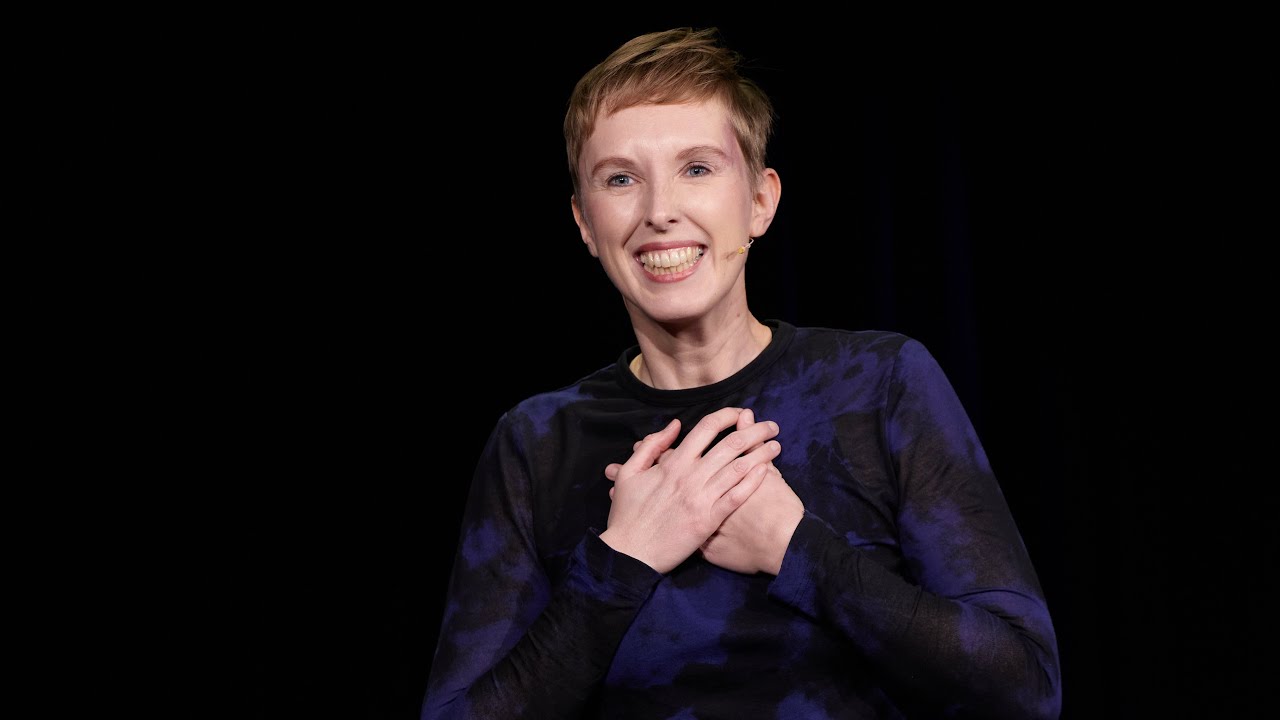 Sonja Pikart hat ein Date