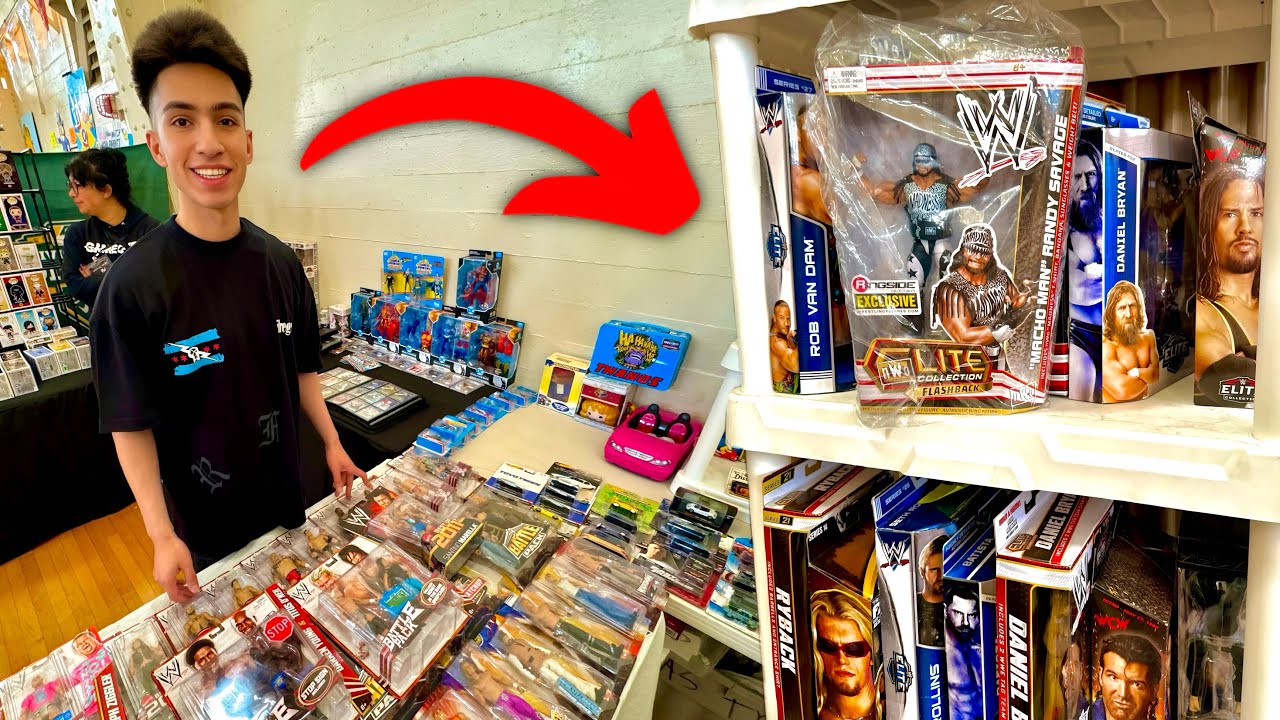 INSANE FINDS on WWE ACTION FIGURE Hunt at Toy Show **NEW FINDS**