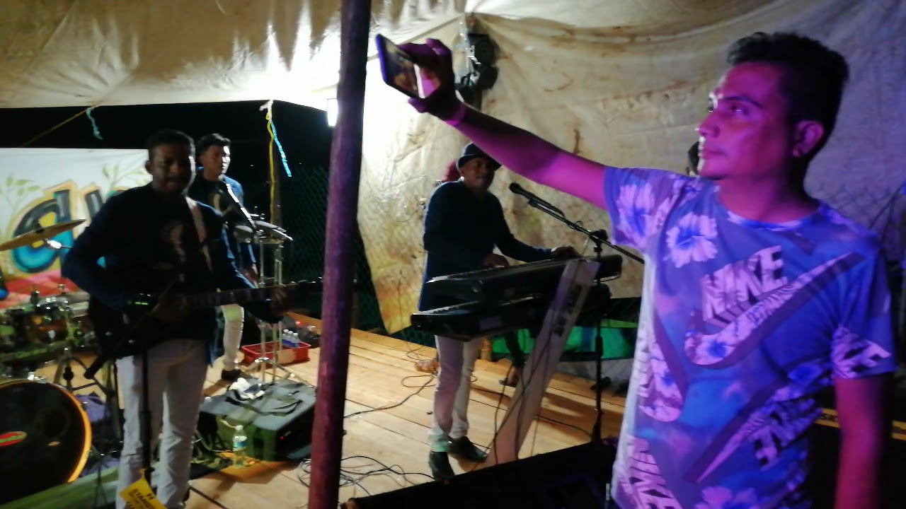 Mister Corcuera En  Chacahua, Oaxaca (En vivo 2021)