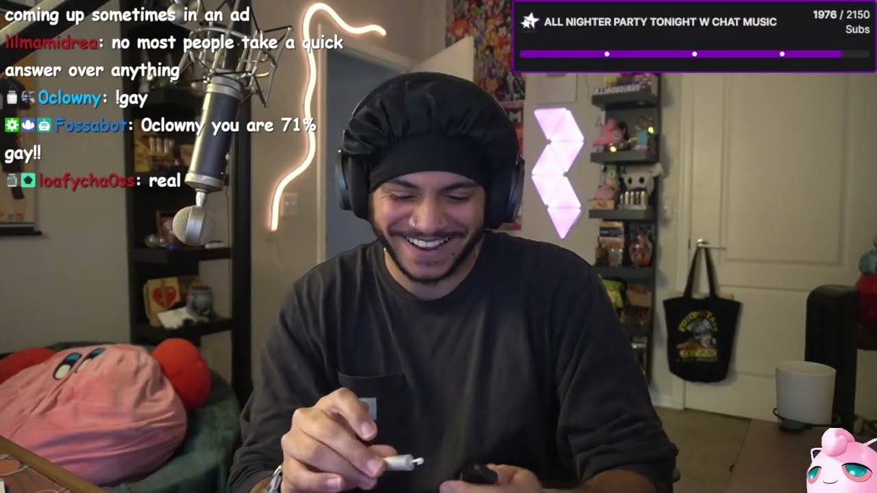 STREAMER AWARDS I PEE ON THE FLOOR THE BEE IS A WH.mp4