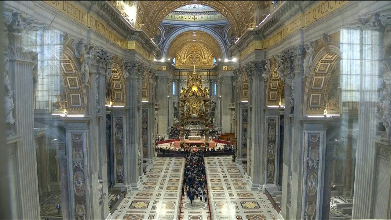 Começa último dia de velório do papa Francisco | AFP