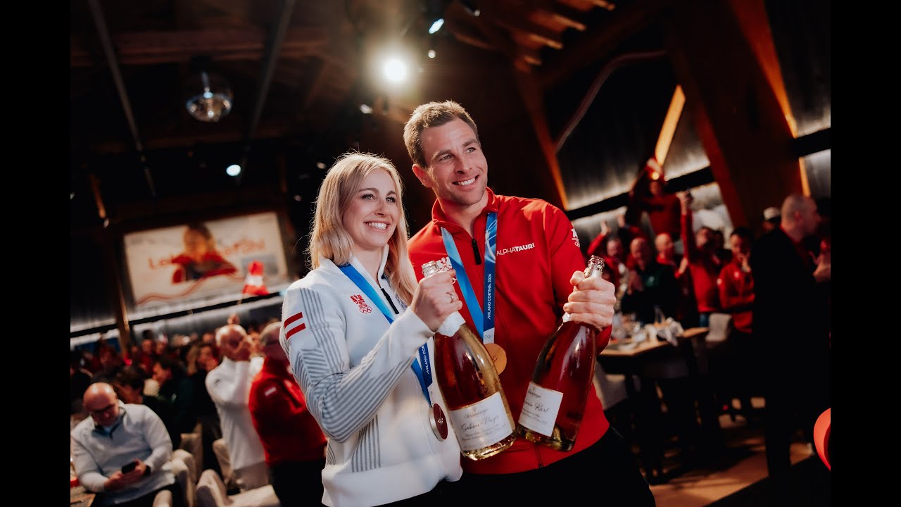 Snowboard-Duo im Austria House gefeiert