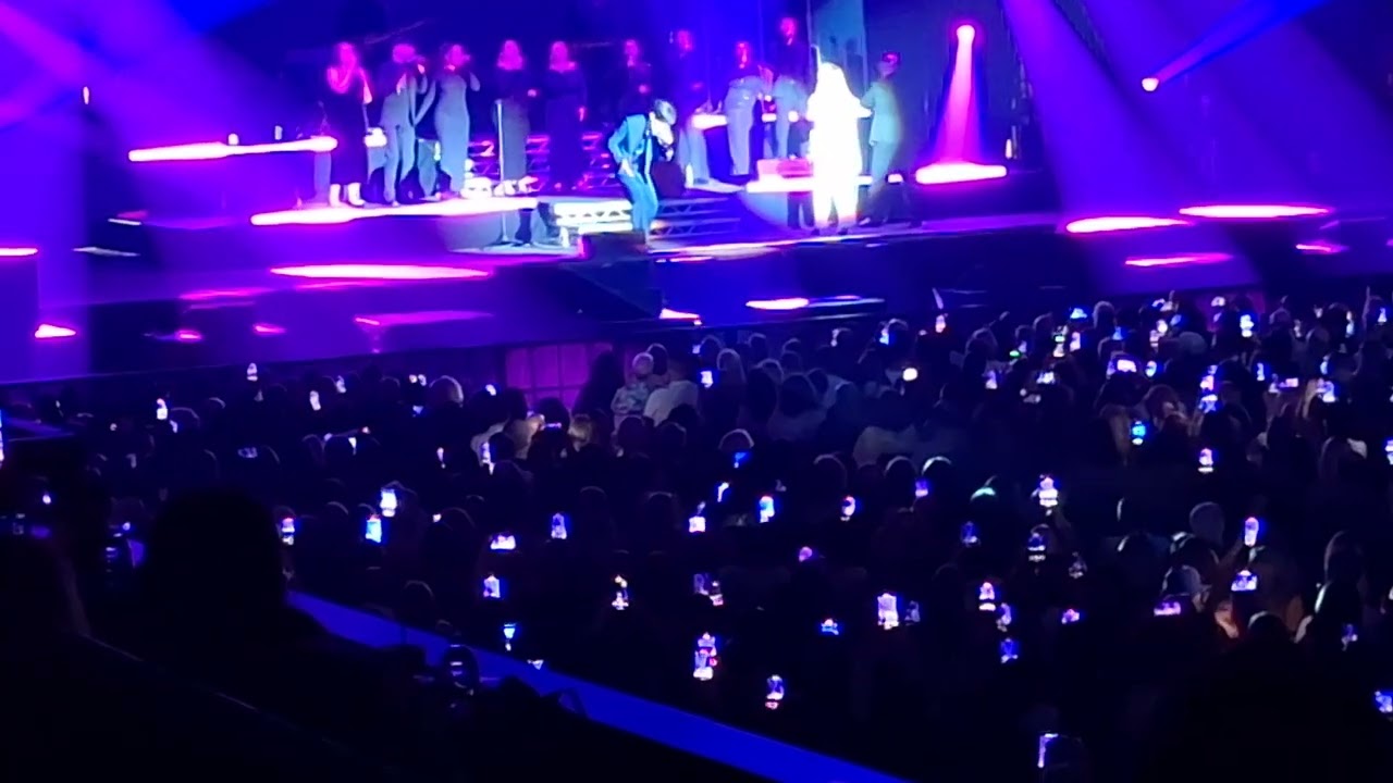 Dimash Qudaibergen and Lara Fabian  03/06/2025 London