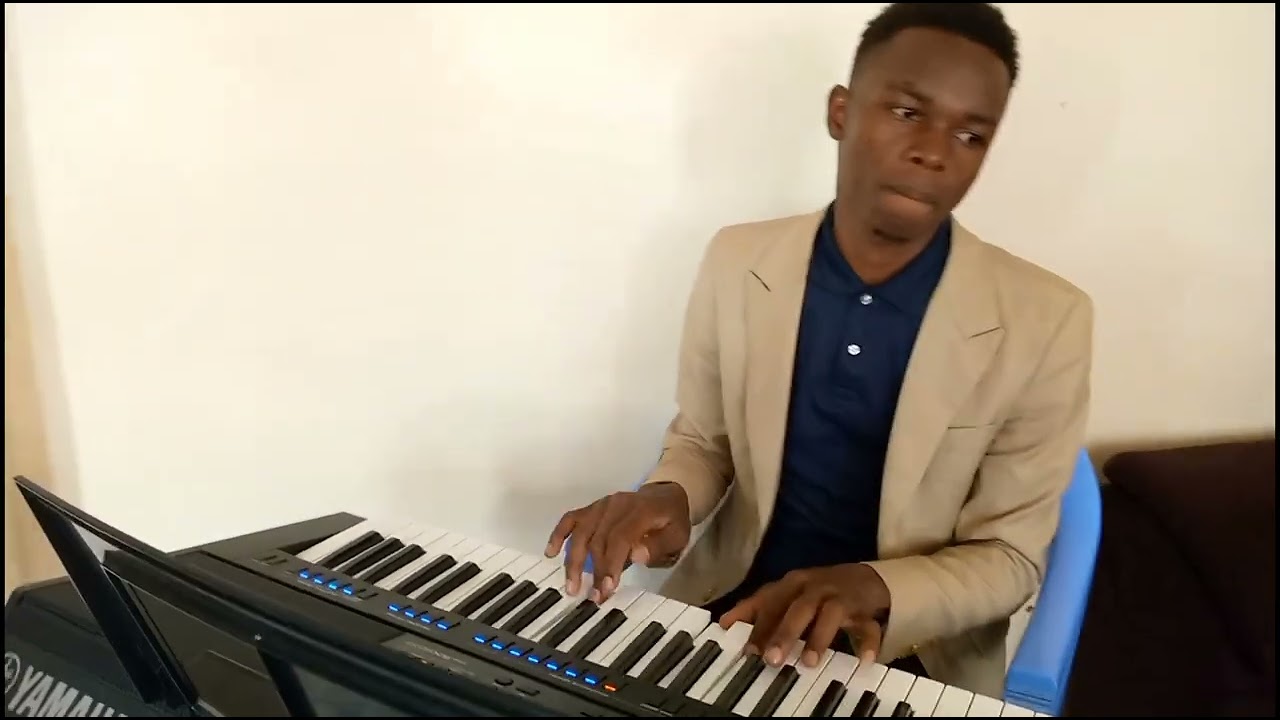 Njooni Tumfanyie Shangwe Mungu// Benard Mukasa// Played by Frank Organist// Subscribe 🙏