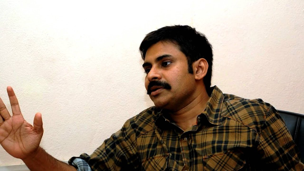 Ram Gopal Varma's Comments About Pawan Kalyan's Political Entry [HD]