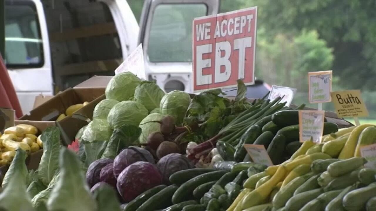 Local farmers markets aim to fill gap as SNAP benefits run out | WSOC-TV