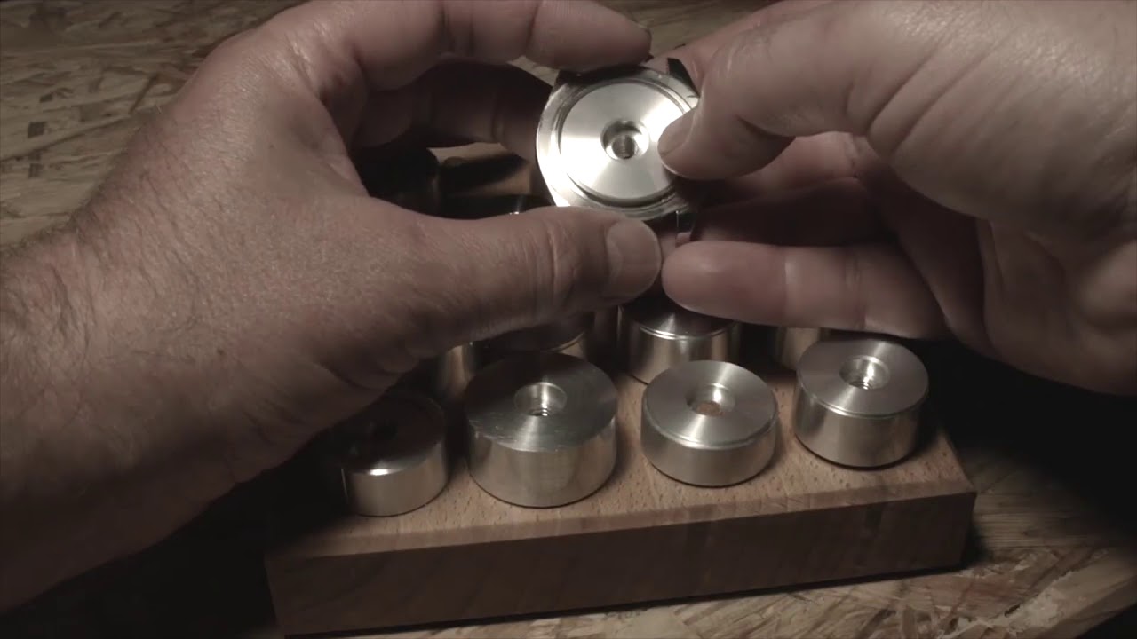 Juego de 22 tases para colocar cristales con arillo tipo RLX