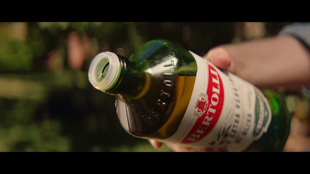 Oливковoe масло Extra Virgin от Bertolli. Добавьте совершенства каждому блюду!
