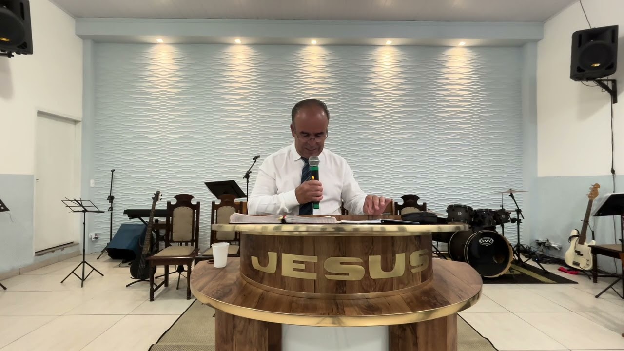 Isaias 9:6 Maravilhoso Conselheiro, Deus Forte, Pai da Eternidade, Príncipe da Paz - Jesus Cristo.