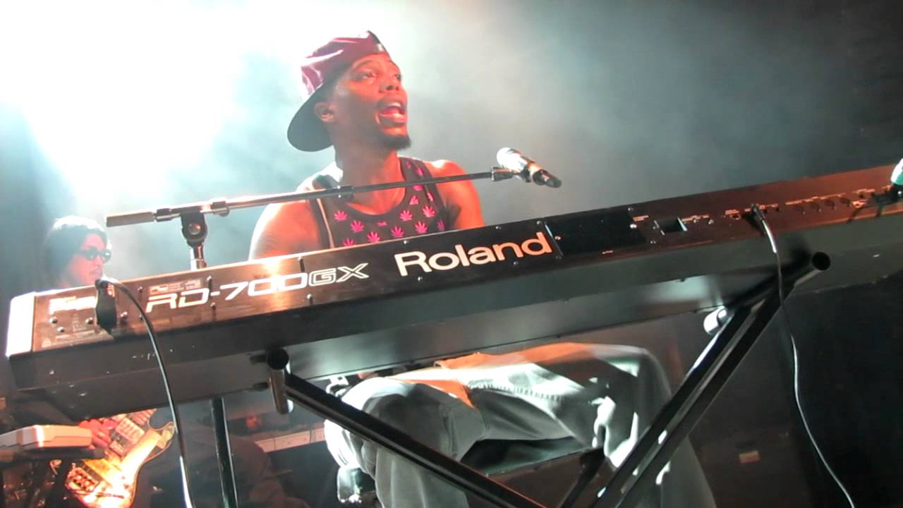 B.o.B -- Where Are You LIVE at Cause Festival 27-06-12 , Amsterdam