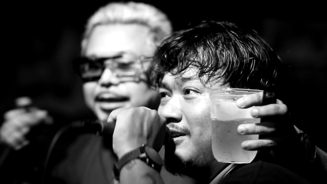 อยู่เพื่อตัวเอง - โจรลอยนวล feat.บอล Mad Pack It & เฟิร์น Ritalinn (คืนสุดท้ายที่ลานดิน)