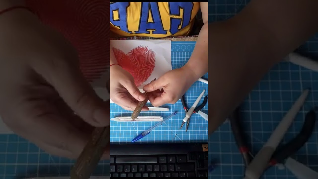 bolígrafo de resina echo con la base del bolígrafo Bic