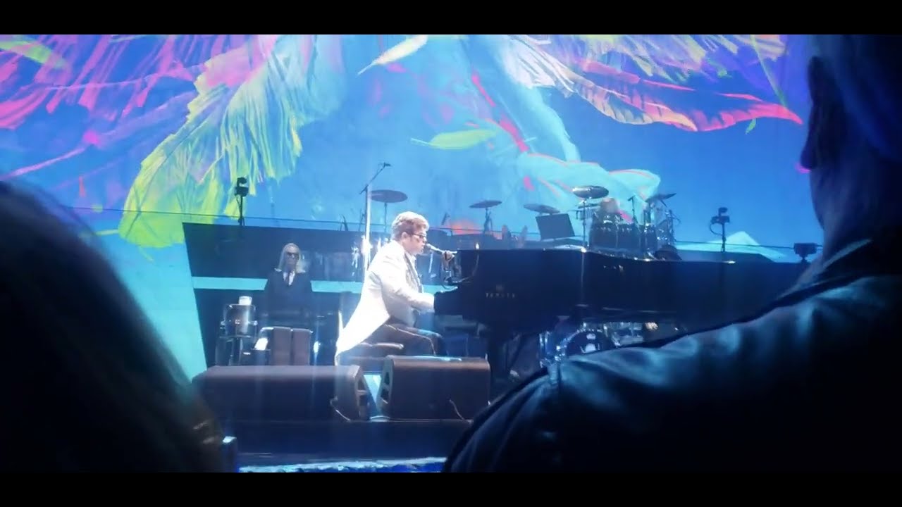 Elton John - Bennie and The Jets (Live at The Little Caesars Arena) 2/9/2022