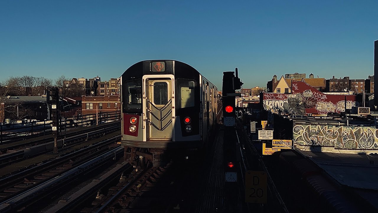 7 Train Arrives at 74th Street Broadway & Departs via Flushing Express 7X || IRT Flushing Line