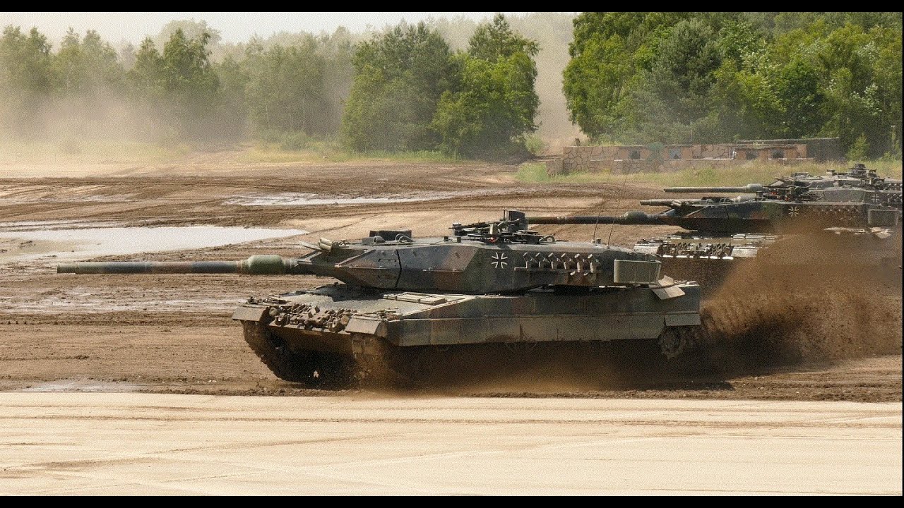 Leopard Tank Show - Tag der Bundeswehr Munster