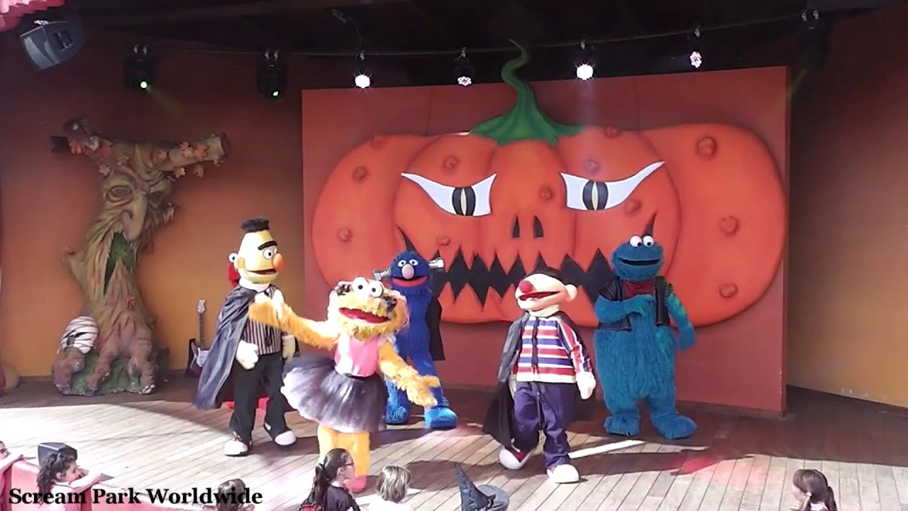 Es Halloween en SésamoAventura 2012 PortAventura Halloween