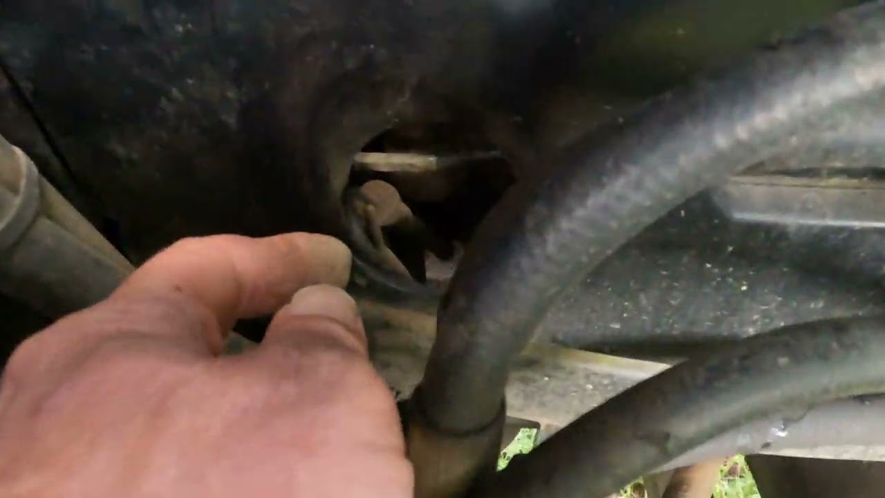 How to run a New Holland tc33d.  part 1