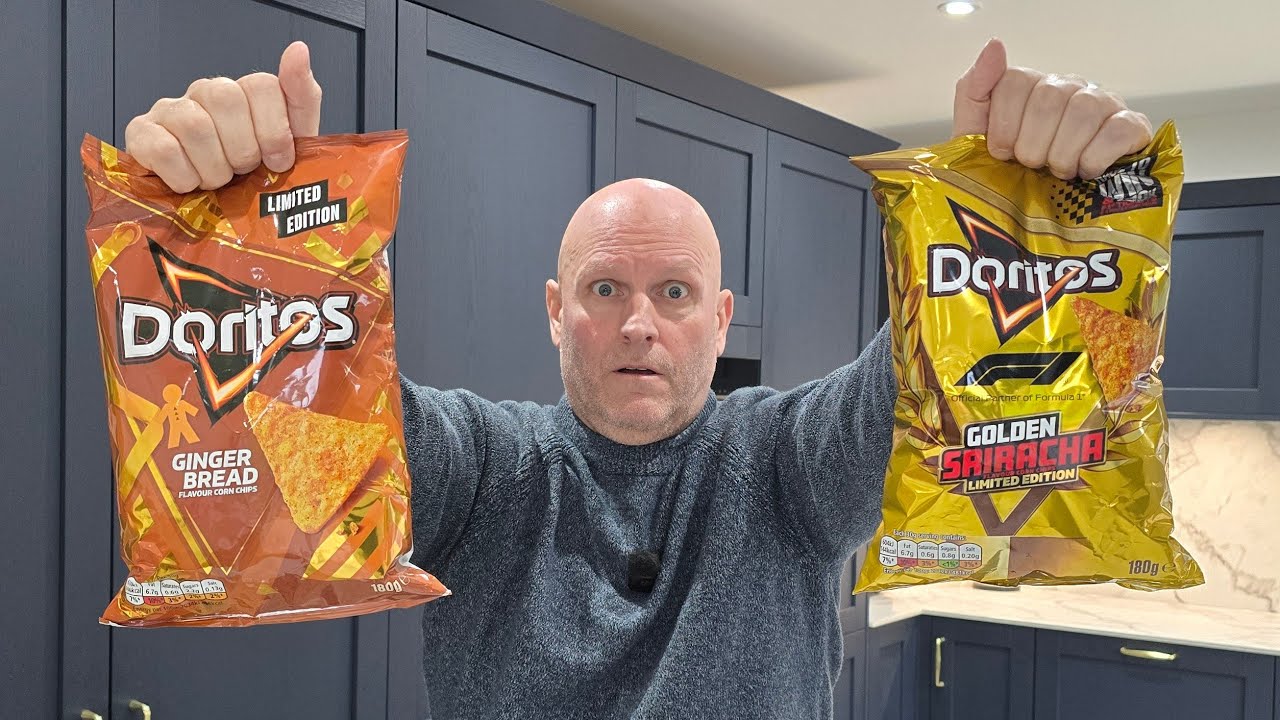 Боже мой! Пробую имбирный пряник и золотистые чипсы Doritos со вкусом шрирача.