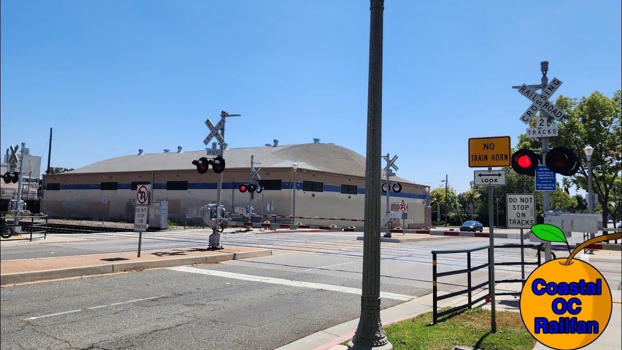 Broadway Railroad Crossing (SCRRA), Anaheim, CA