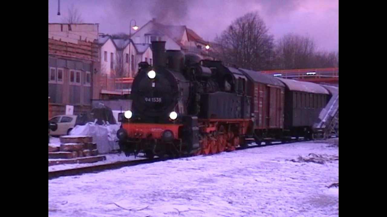 94 1538 Jahresabschlussfahrt Ilmenau - Bahnhof Rennsteig - Vessra - Themar am 30.12.2017