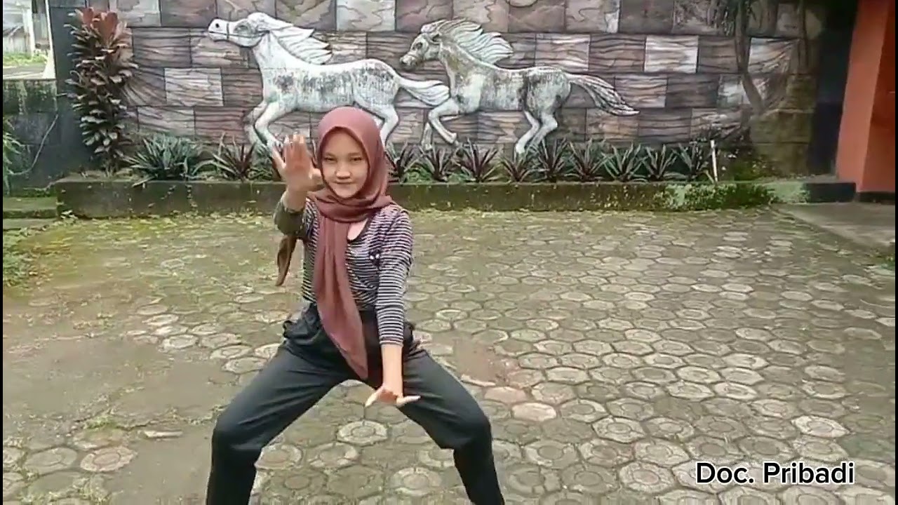 TARI JAIPONG ADUH MANIS | TARI JAIPONG MUDAH