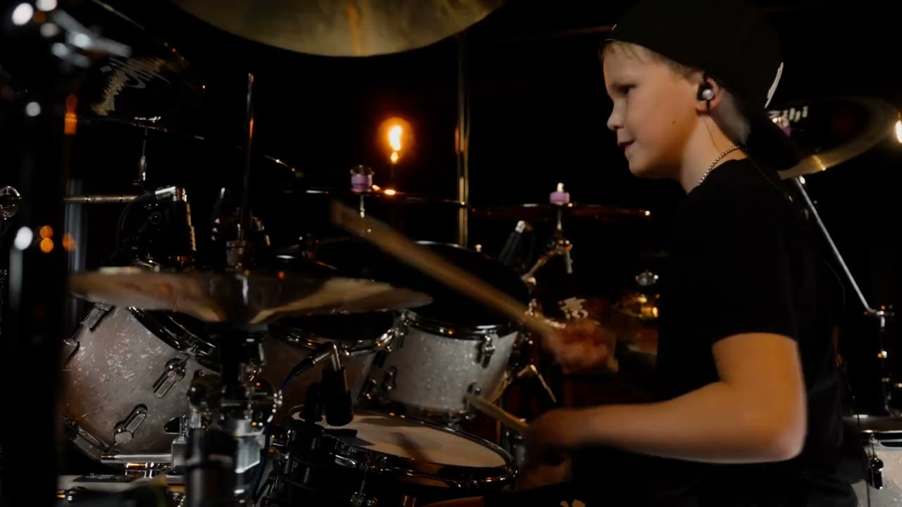 Roope Rautio Pantera - Walk