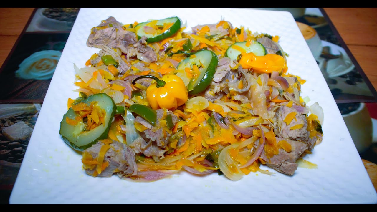 Guteka/Niwaba ufise ikaroti n'ibitunguru na concombre nibi bikurikira tegura inyama gutya.