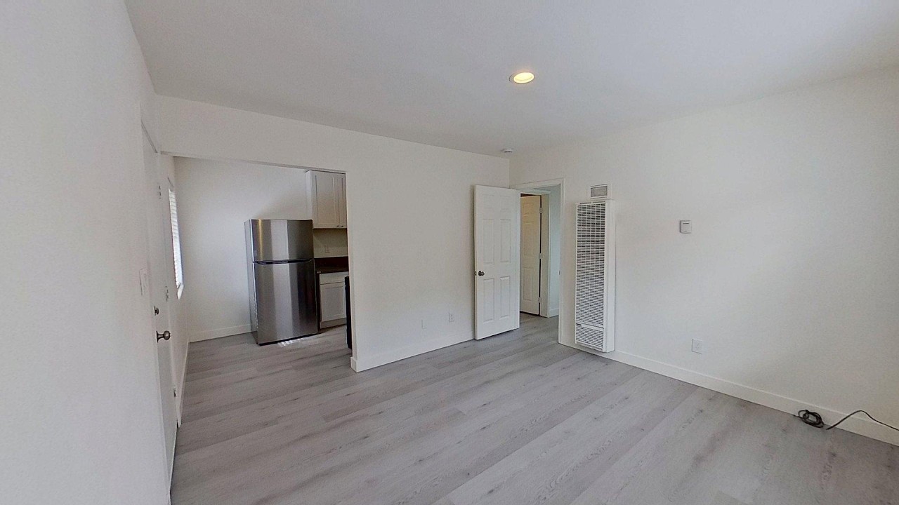 FOR RENT: 619 Walnut St - Unit A, Santa Ana!