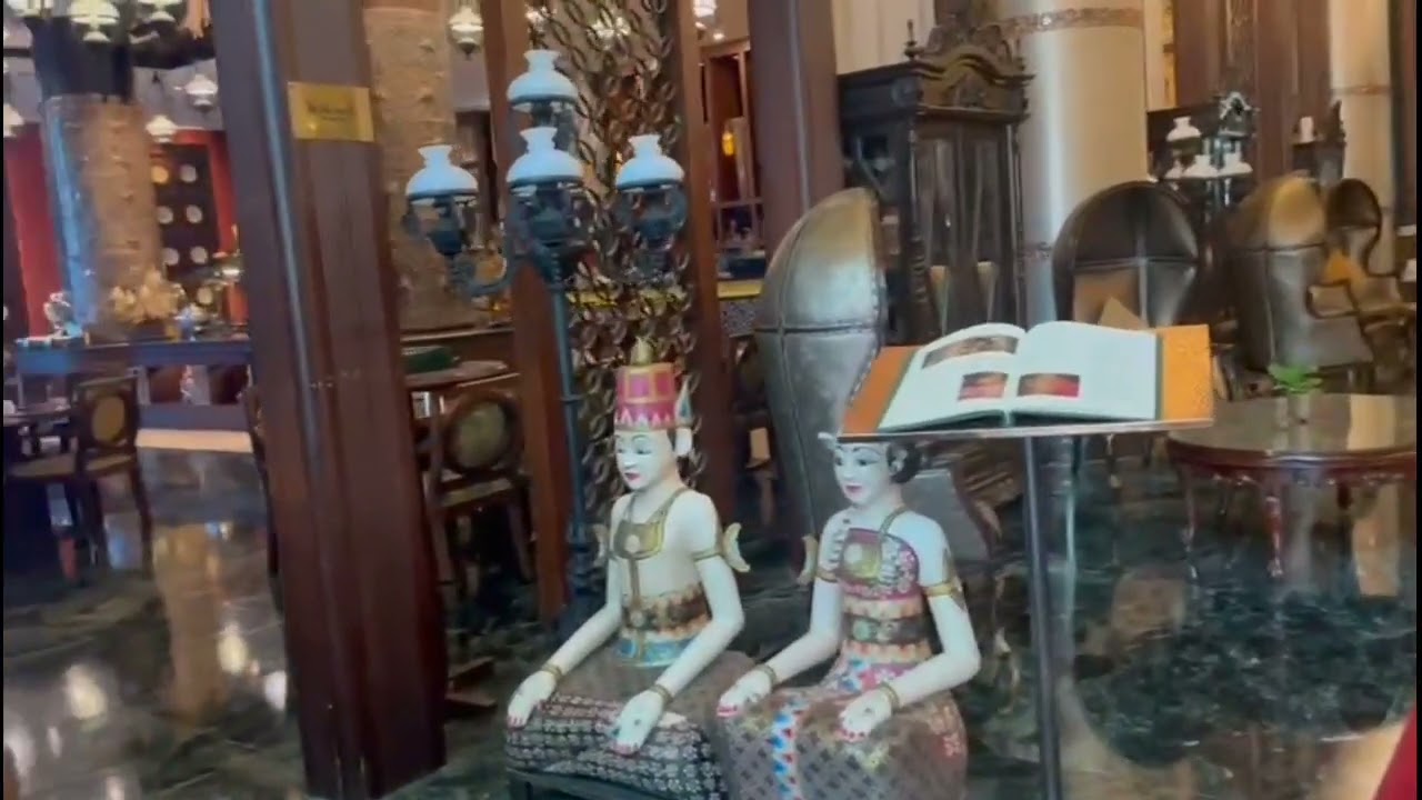 THE ROYAL SURAKARTA HERITAGE HOTEL BINTANG LIMA LAKSANA GALERY SENI JAWA