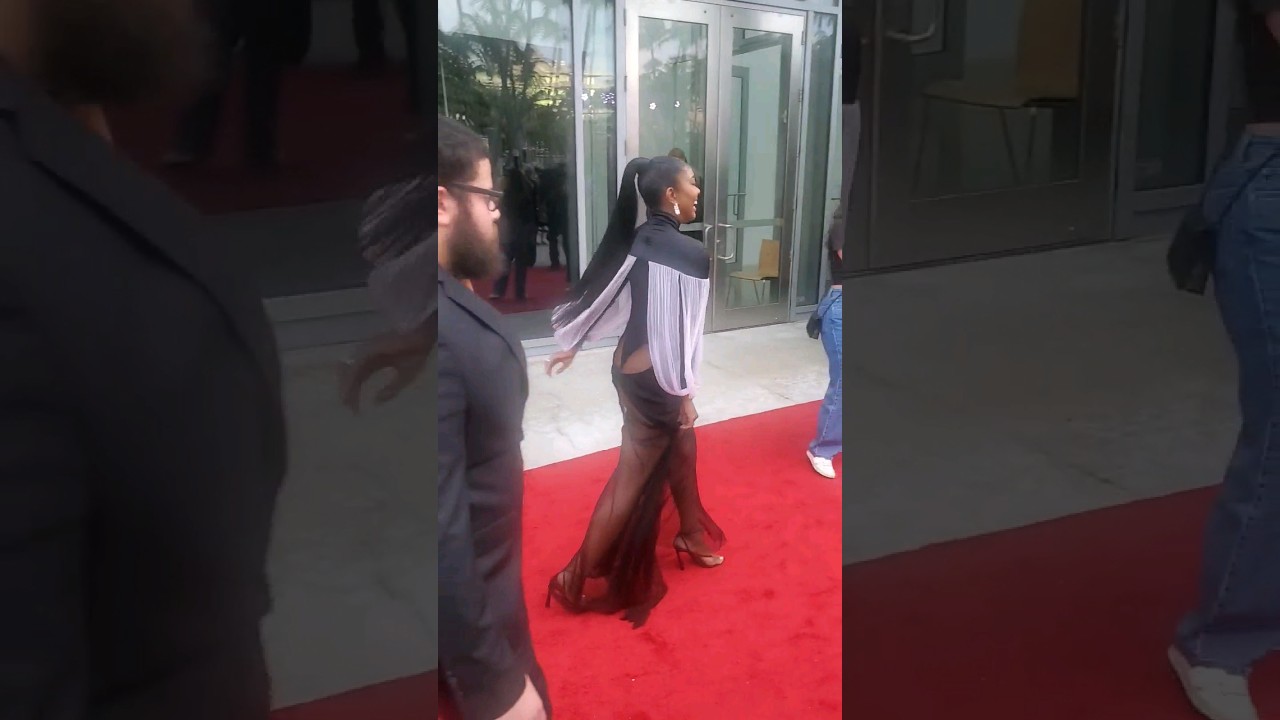 Gabrielle Union SunS out Buns out 🤤🍑 looking like fine Wine 🍷