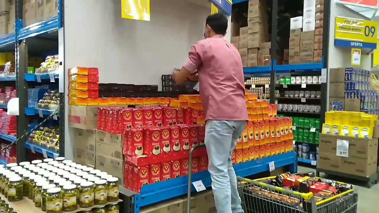 Montagem de uma Ponta  - Promotor de vendas Merchandising - Café 3 Corações - Filial Curitiba-PR