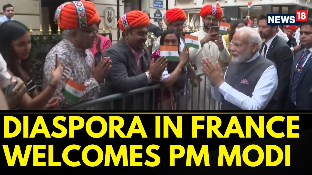 Narendra Modi In France | Members Of The Indian Diaspora In France Welcomes PM Modi | News18