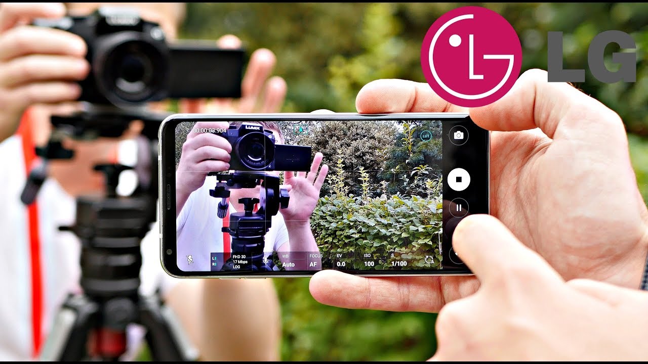 LG V30 hands on Review - Cinema Quality Smartphone Camera?