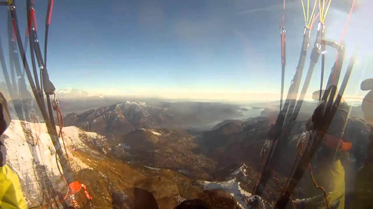 In parapendio dal Monte Massone