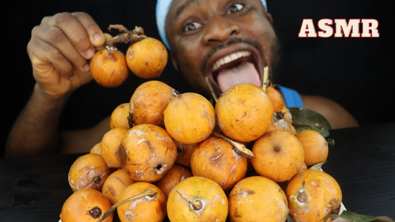 Mukbang Asmr African STAR APPLE fruit,Agbalumo in Yoruba,Udara in Igbo.Childhood Fruit in Nigeria.