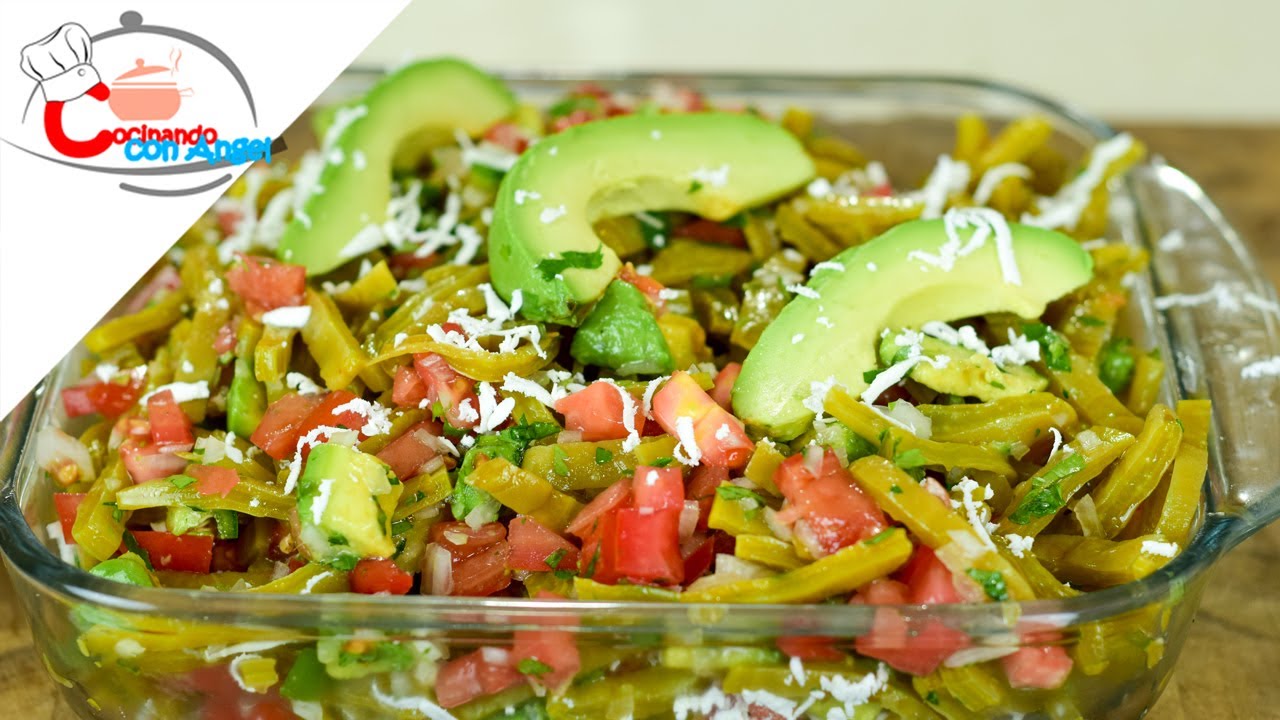 Ensalada de Nopal y Aguacate