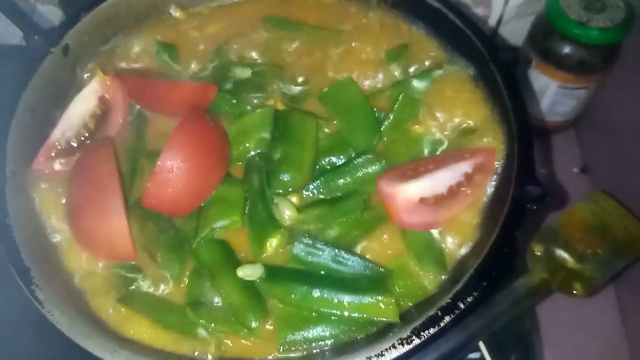 Sim tomato diye baila Macher mojar ekti recipe @Iqra_blogger23 