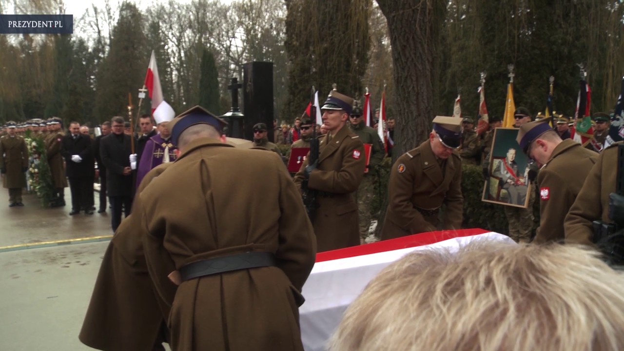 Prezydent Andrzej Duda na pogrzebie gen.  dyw. Janusza Brochwicz-Lewińskiego „Gryfa”
