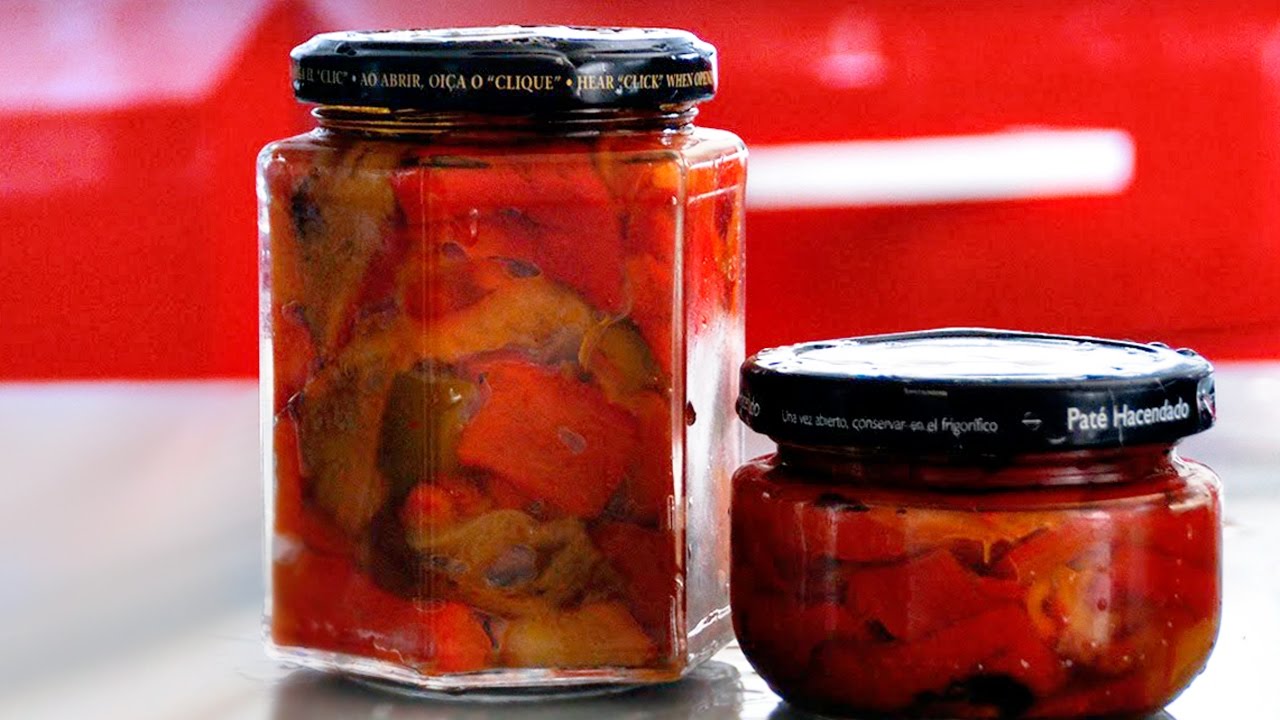 Pimientos Asados en Conserva (Pebres Torrats en Conserva) | Recetas Mallorquinas