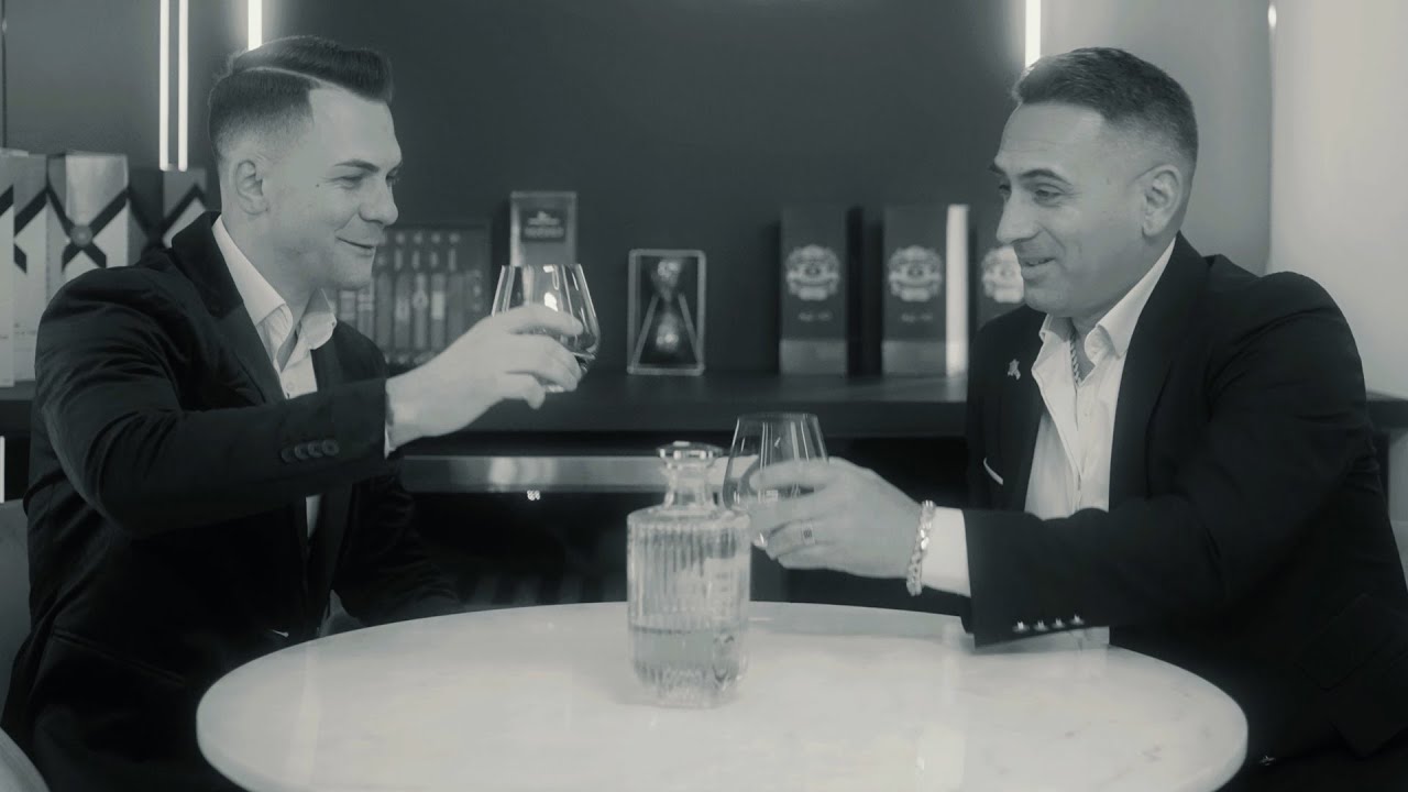 Ionut de la Campia Turzii & Florinel de la Sarmas - Viata muzicantului [videoclip ofical]