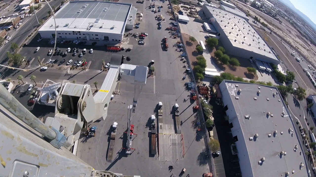 295 foot high boom lift ride   Bronto Skylift Model S-90 HLA