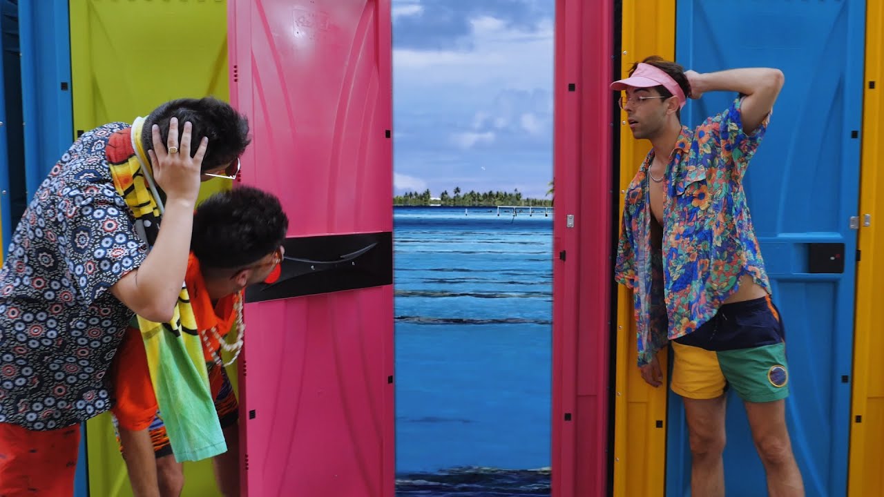 LOCOPLAYA - ESA CARITA QUE ME LLEVAS (VID&Eacute;O)