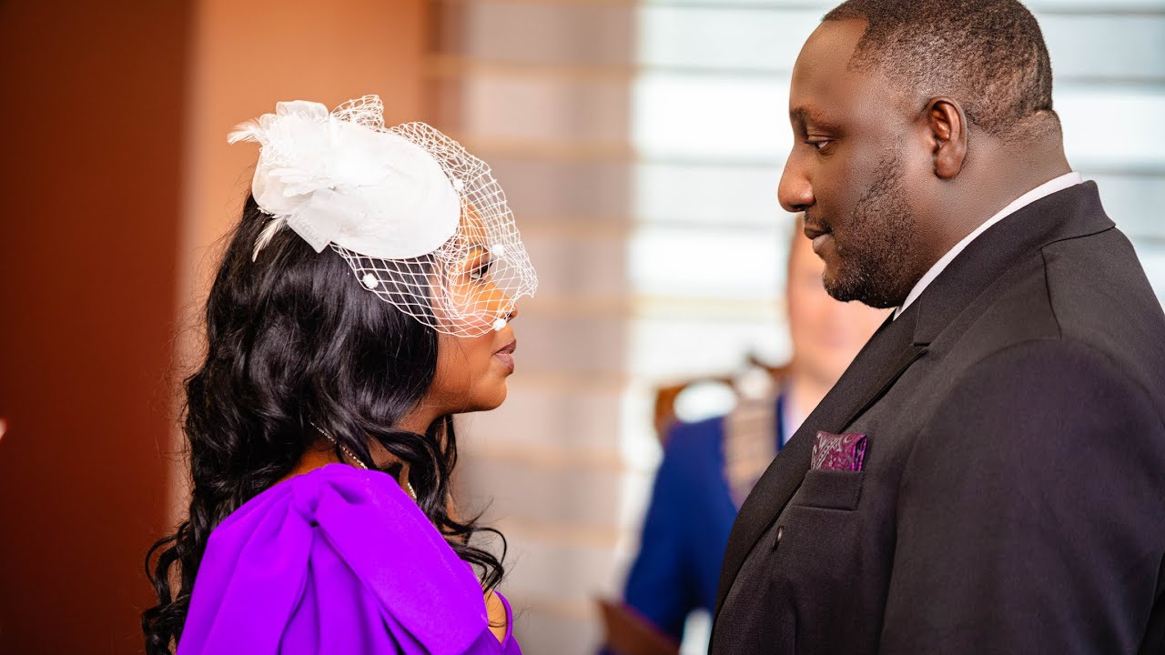 Our year wedding anniversary date 🥰 I made cupcakes for the first time #love #anniversary #marriage