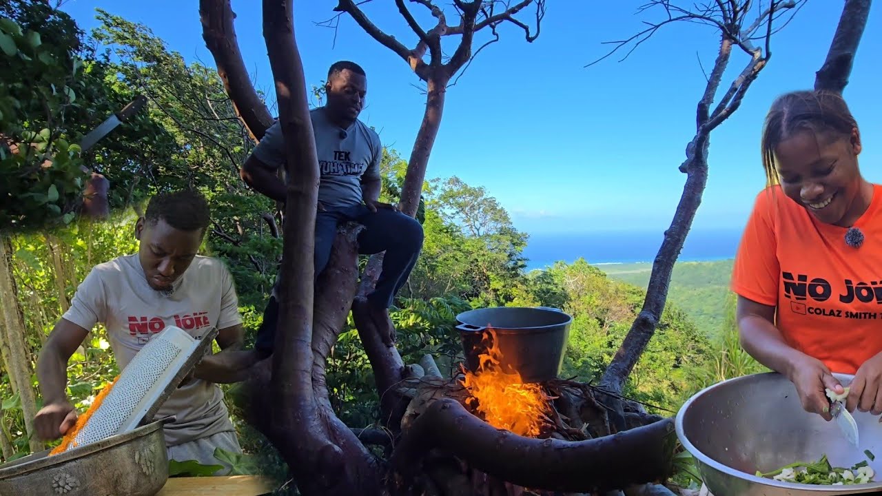 Cooking in top of a tree in high winds | carrot rice with steam vegetables