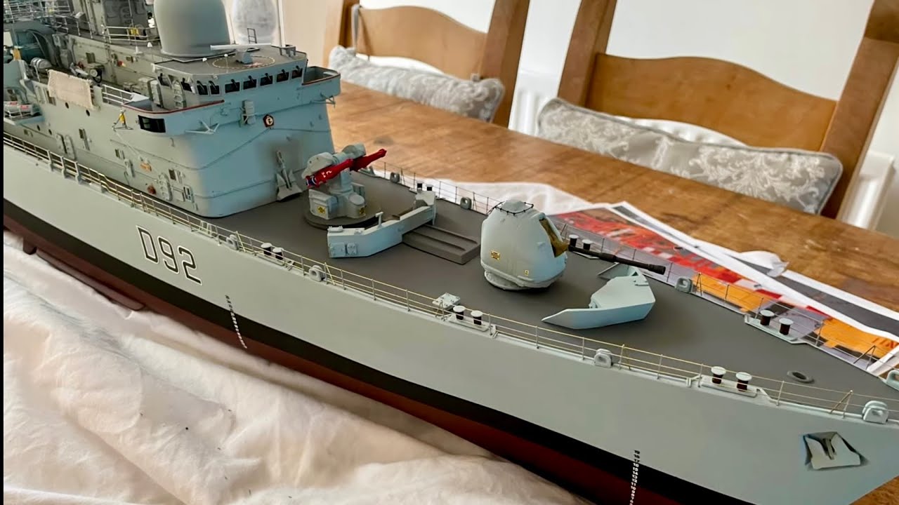 1/96 Type 42 Destroyer ￼HMS Liverpool - D92 Model Ship  Build