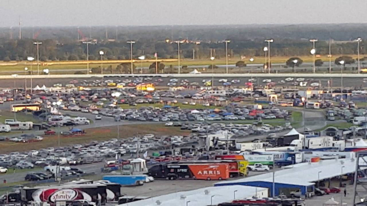 1 lap at the 2016 Coke Zero 400 in Daytona