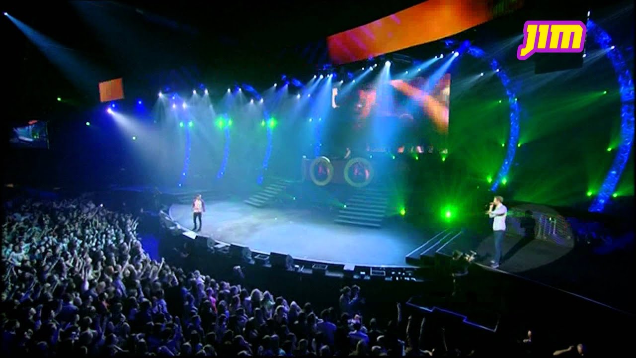 The Opposites ft. Coone - 'Licht uit' live @ JIMfest 2013